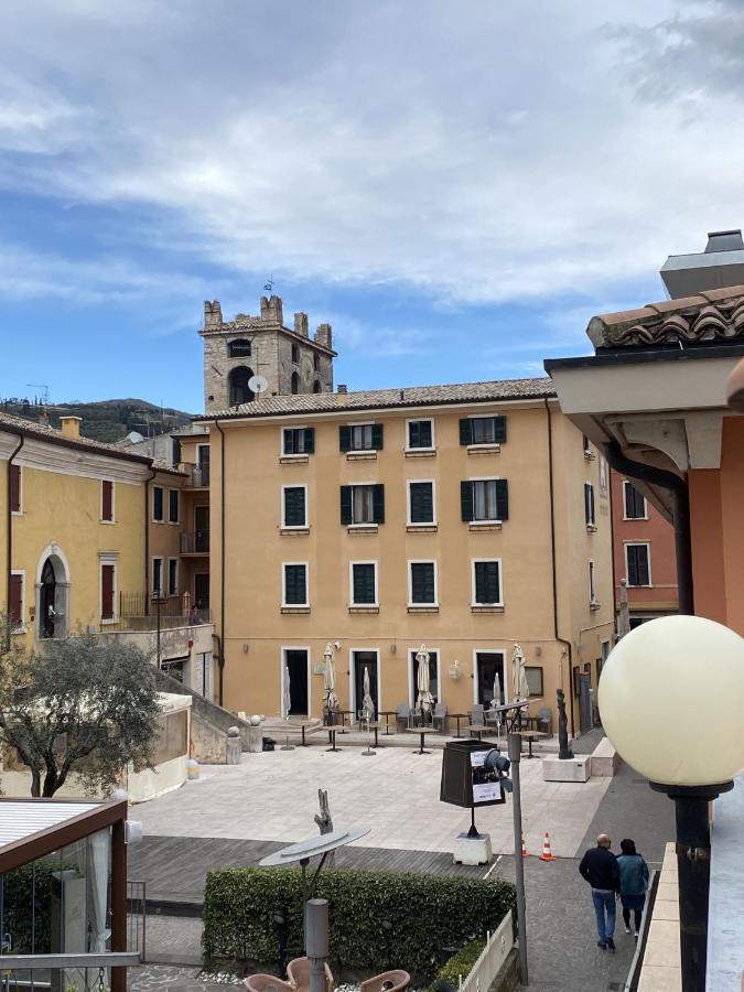 Hotel Astoria Garda  Bagian luar foto